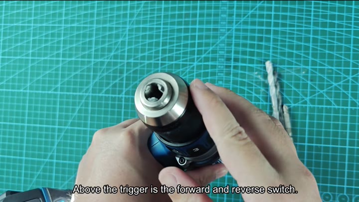 Forward and reverse switch above trigger Forward and reverse switch above trigger